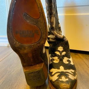 Womens black and white coral boots